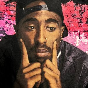 Tupac Shakur Women’s Medium Graphic Tee Poetic Justice